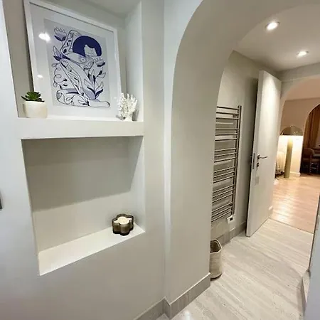 Sсаn Q,r-с0de - Fully Renovated Appartamento *