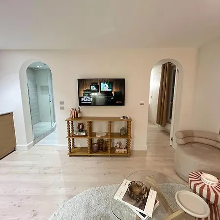 Sсаn Q,r-с0de - Fully Renovated Parigi